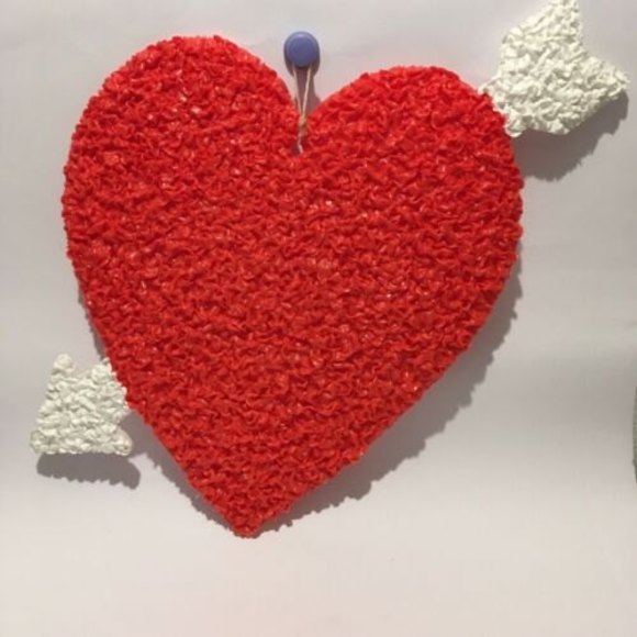 Vintage Melted Plastic Popcorn Heart White Arrow Valentine’s Day  USA Kage - Picture 1 of 3
